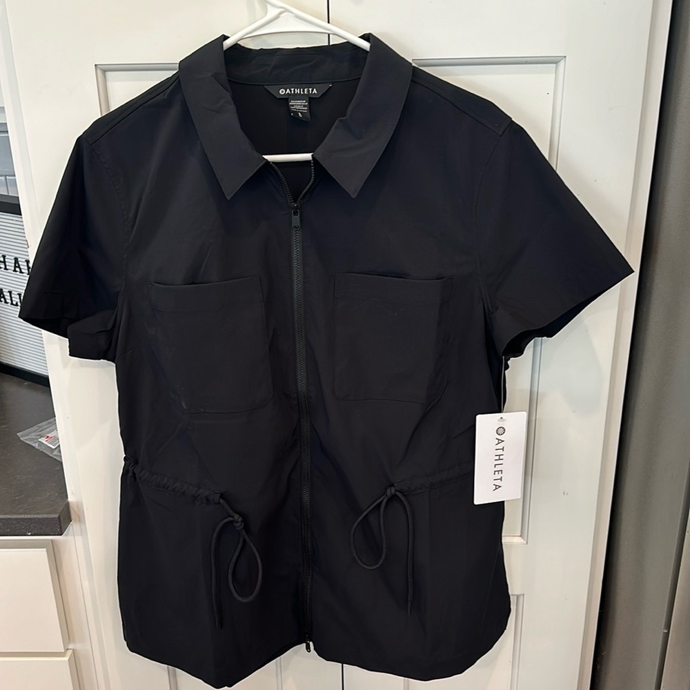 Athleta Advantage Cinch Tee/Zipper Top. Size Large.